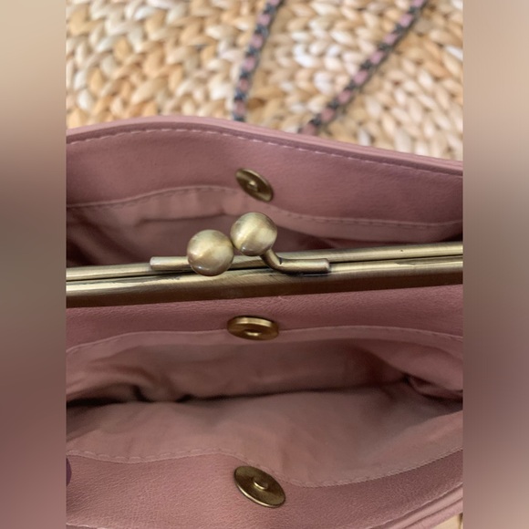 Antik Kraft Dusty Rose Crossbody Handbag Purse Clutch. - Picture 4 of 7